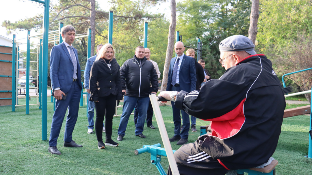 Зам по спорту. Заместитель министра Крыма по спорту казачьего. Объекты Минспорта Крыма на 2021.